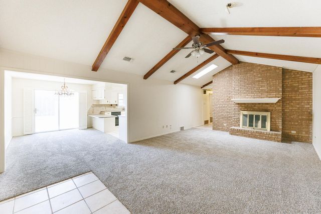 7920 Albany Avenue, Lubbock, TX 79424