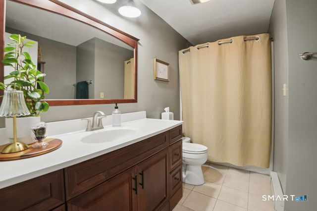 408 Maromas Road, Middletown, CT 06457