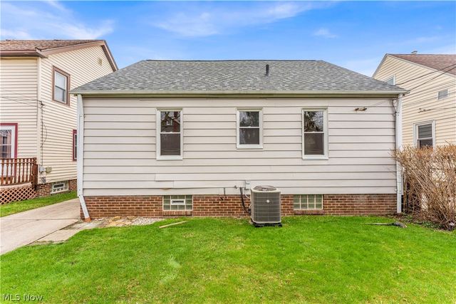 7111 Gerald Avenue, Parma, OH 44129