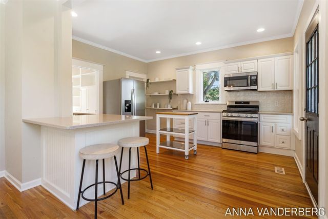 31 W 28th Street, Holland, MI 49423