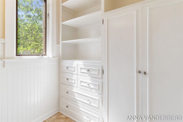 31 W 28th Street, Holland, MI 49423