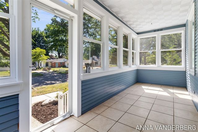 31 W 28th Street, Holland, MI 49423