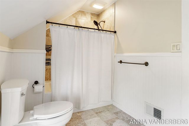 31 W 28th Street, Holland, MI 49423