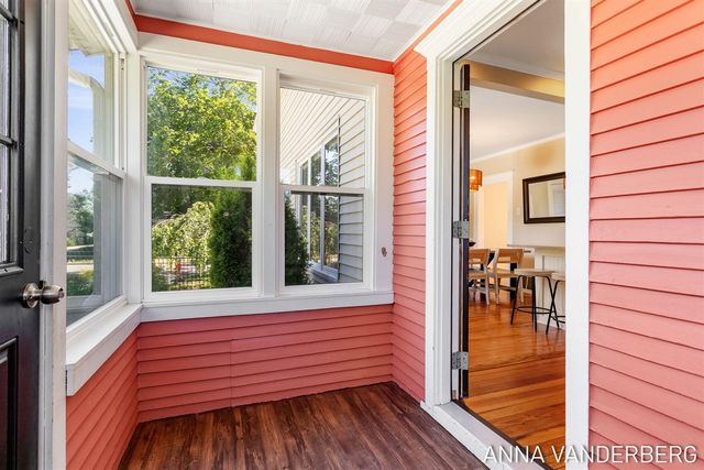 31 W 28th Street, Holland, MI 49423