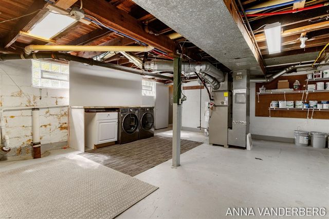 31 W 28th Street, Holland, MI 49423