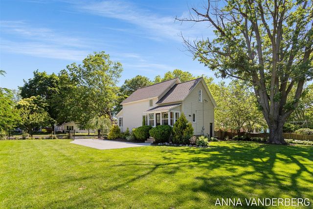 31 W 28th Street, Holland, MI 49423
