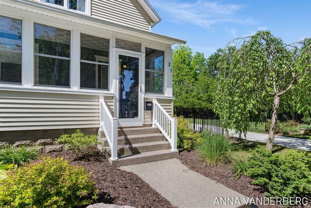 31 W 28th Street, Holland, MI 49423