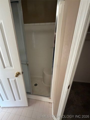 3801 W Hartford Street, Broken Arrow, OK 74012