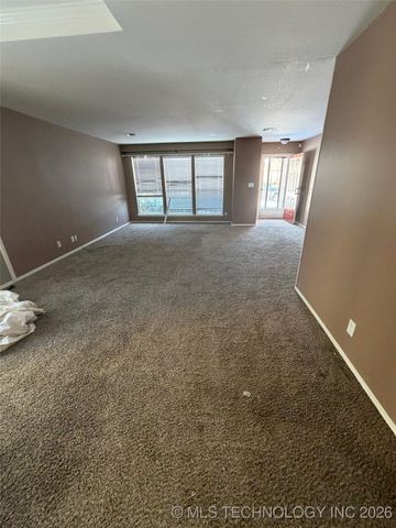 3801 W Hartford Street, Broken Arrow, OK 74012