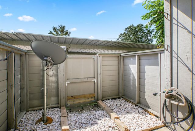 260 El Dorado Boulevard 2407, Houston, TX 77598