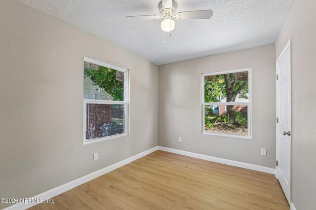 547 W 49TH Street, Jacksonville, FL 32208