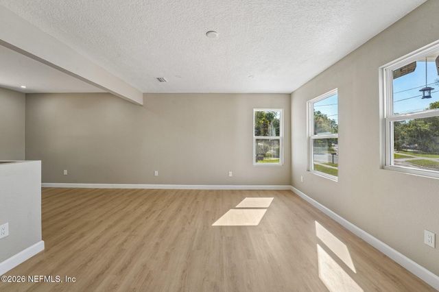 547 W 49TH Street, Jacksonville, FL 32208