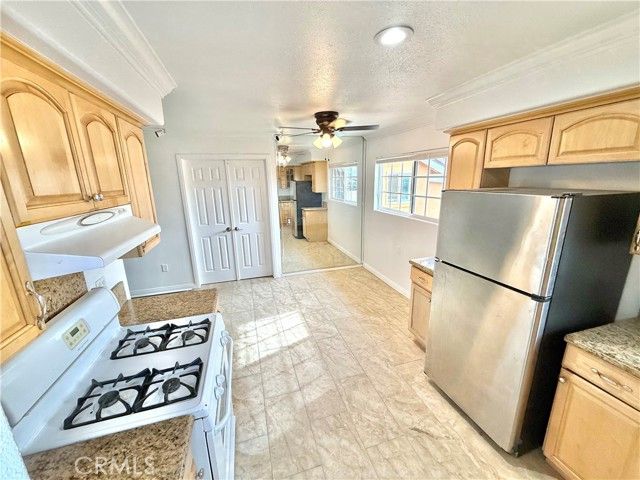 732 James, Pomona, CA 91767