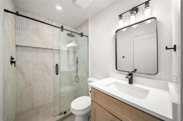 1105 Wedgewood Way, Atlanta, GA 30350