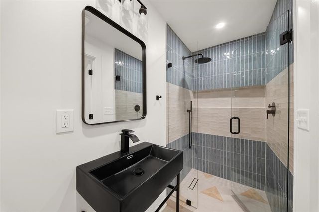1105 Wedgewood Way, Atlanta, GA 30350