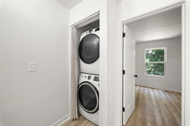 1105 Wedgewood Way, Atlanta, GA 30350
