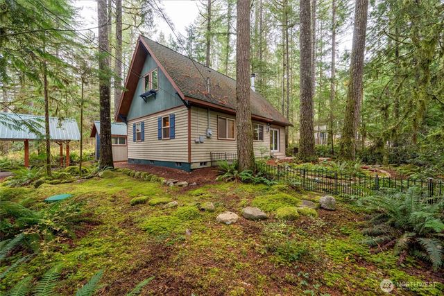 7480 Glacier Springs Drive, Deming, WA 98244