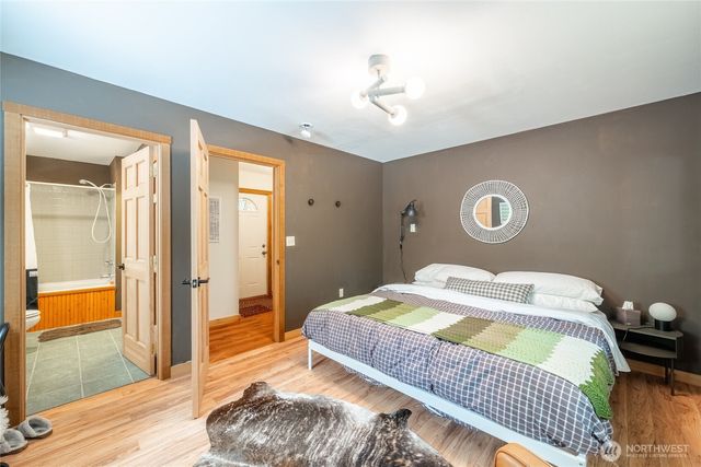 7480 Glacier Springs Drive, Deming, WA 98244