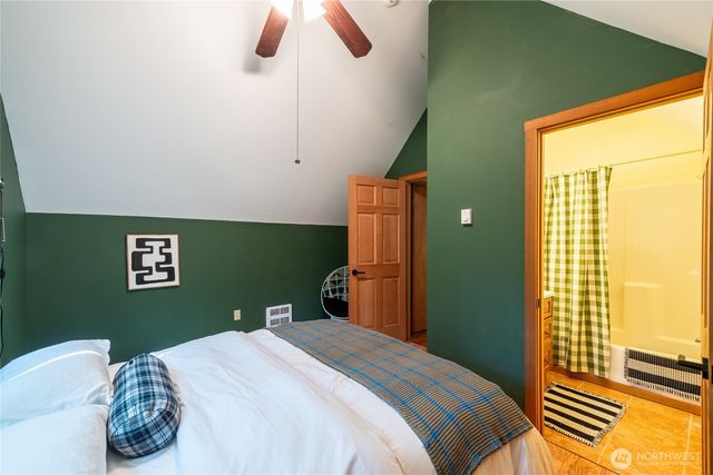 7480 Glacier Springs Drive, Deming, WA 98244