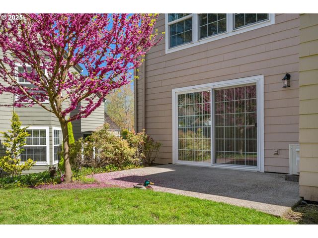 8540 Sw CURRY Dr D, Wilsonville, OR 97070