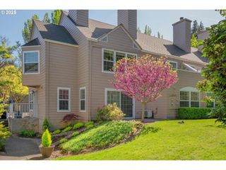 8540 Sw CURRY Dr D, Wilsonville, OR 97070