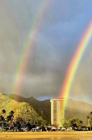 250 Kawaihae Street 8B, Honolulu, HI 96825