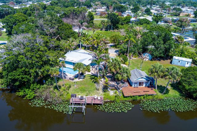 108 Carlisle Lane, Port St. Lucie, Port St Lucie, FL 34952