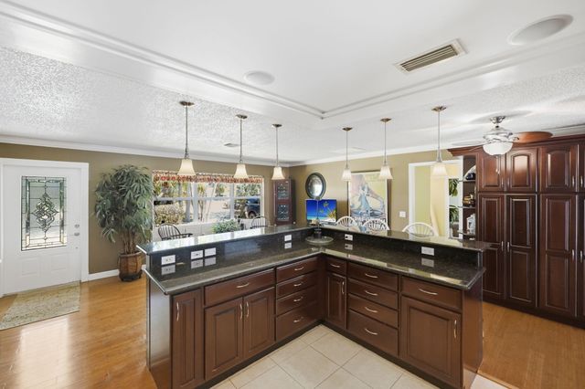 108 Carlisle Lane, Port St. Lucie, Port St Lucie, FL 34952