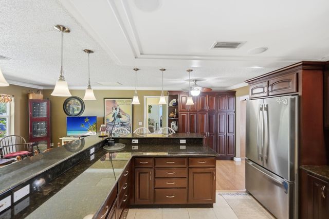 108 Carlisle Lane, Port St. Lucie, Port St Lucie, FL 34952