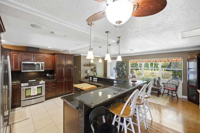 108 Carlisle Lane, Port St. Lucie, Port St Lucie, FL 34952