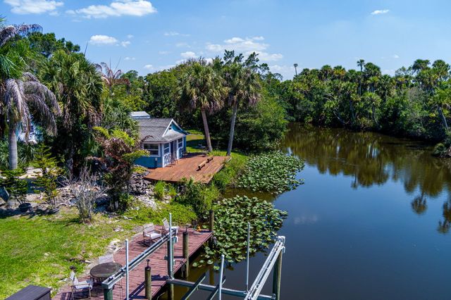 108 Carlisle Lane, Port St. Lucie, Port St Lucie, FL 34952