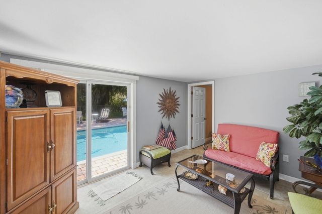 108 Carlisle Lane, Port St. Lucie, Port St Lucie, FL 34952