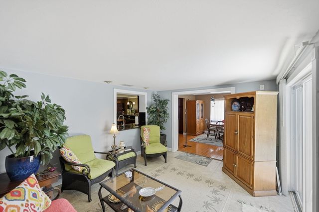 108 Carlisle Lane, Port St. Lucie, Port St Lucie, FL 34952