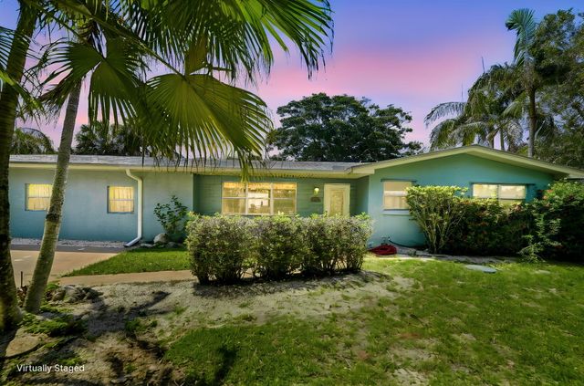 108 Carlisle Lane, Port St. Lucie, Port St Lucie, FL 34952