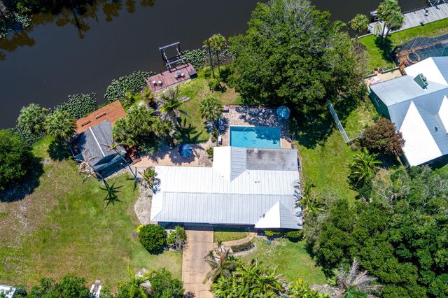 108 Carlisle Lane, Port St. Lucie, Port St Lucie, FL 34952