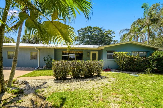 108 Carlisle Lane, Port St. Lucie, Port St Lucie, FL 34952