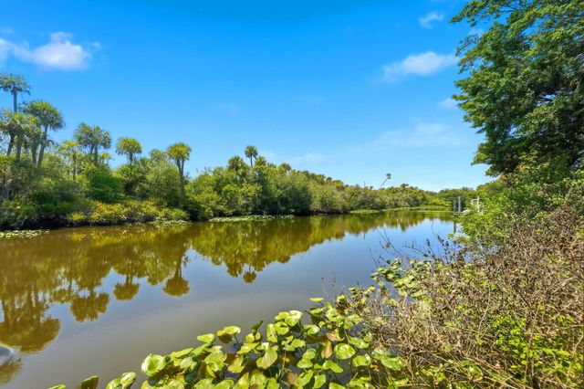 108 Carlisle Lane, Port St. Lucie, Port St Lucie, FL 34952
