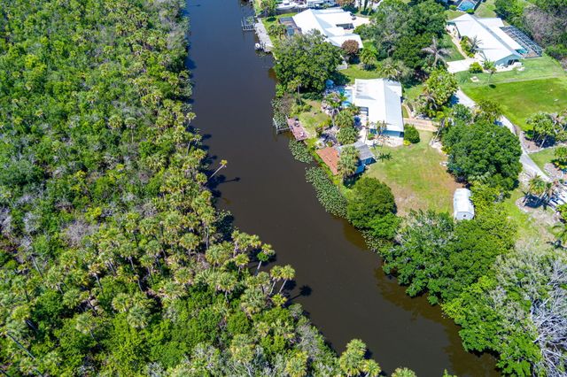 108 Carlisle Lane, Port St. Lucie, Port St Lucie, FL 34952