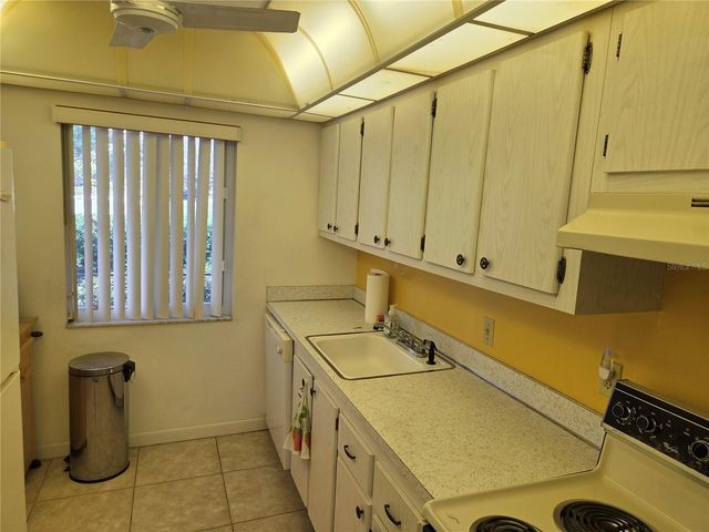 2060 MARILYN STREET 118, Clearwater, FL 33765