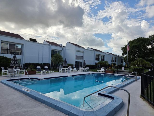 2060 MARILYN STREET 118, Clearwater, FL 33765