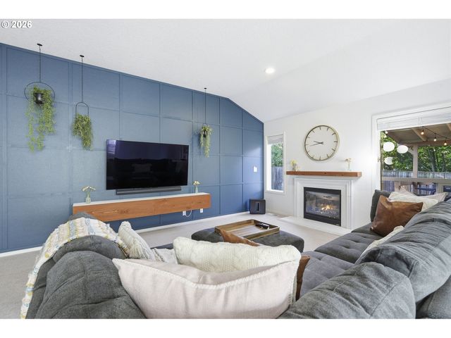 1433 BEGONIA Ave, Forest Grove, OR 97116