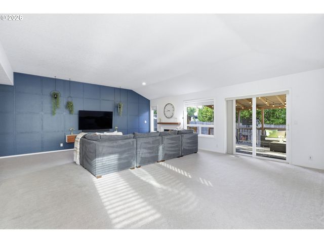 1433 BEGONIA Ave, Forest Grove, OR 97116