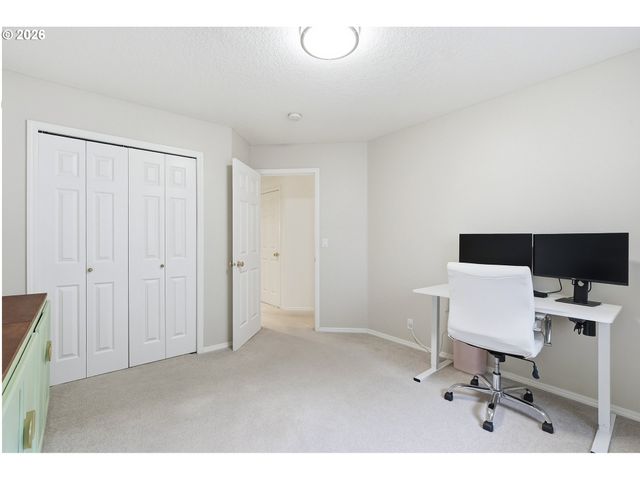 1433 BEGONIA Ave, Forest Grove, OR 97116