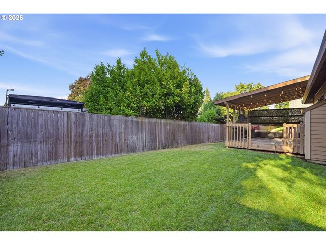 1433 BEGONIA Ave, Forest Grove, OR 97116