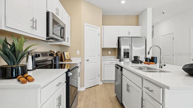 7129 PINELIT COVE, Nokomis, FL 34275