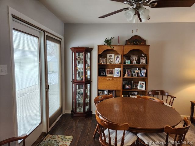 1201 Spruce Drive, Jeffersonville, IN 47130