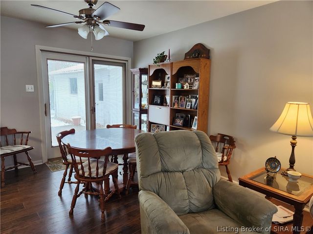 1201 Spruce Drive, Jeffersonville, IN 47130