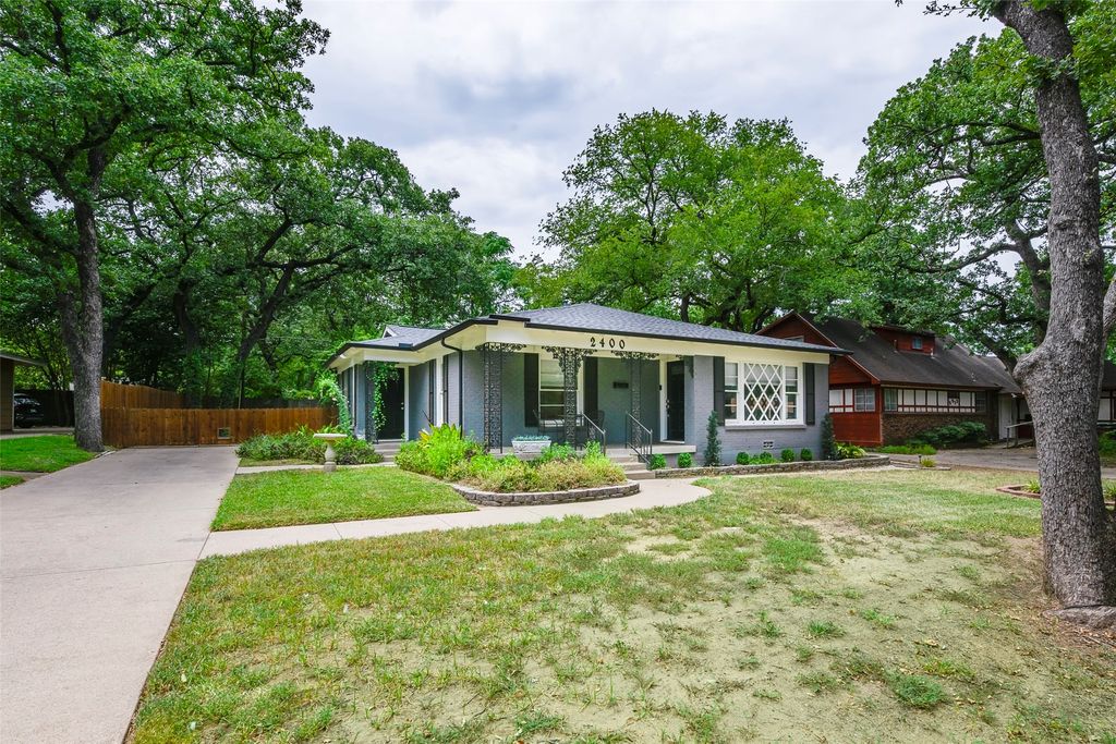 2400 Nottingham Boulevard, Fort Worth, TX 76112