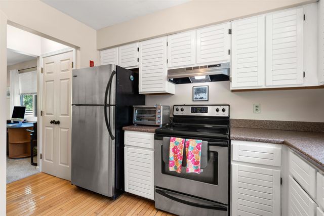 39 Spinnaker Way, Portsmouth, NH 03801