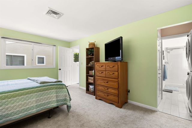 39 Spinnaker Way, Portsmouth, NH 03801